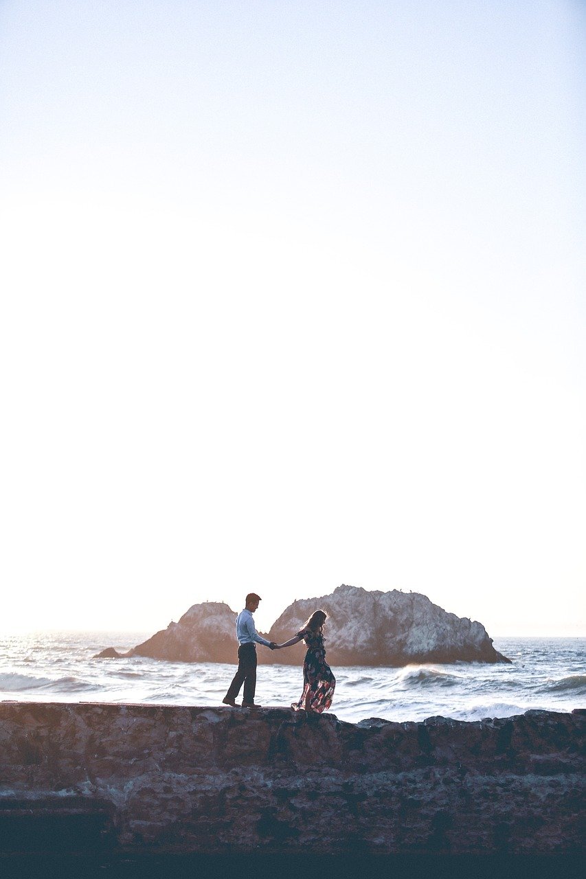 couple, engagement, sunset, phone wallpaper, wedding, love, bride, dating, romance, relationship, marriage, together, beach, coast, nature, happyvalentine's, aesthetic wallpaper, iphone wallpaper